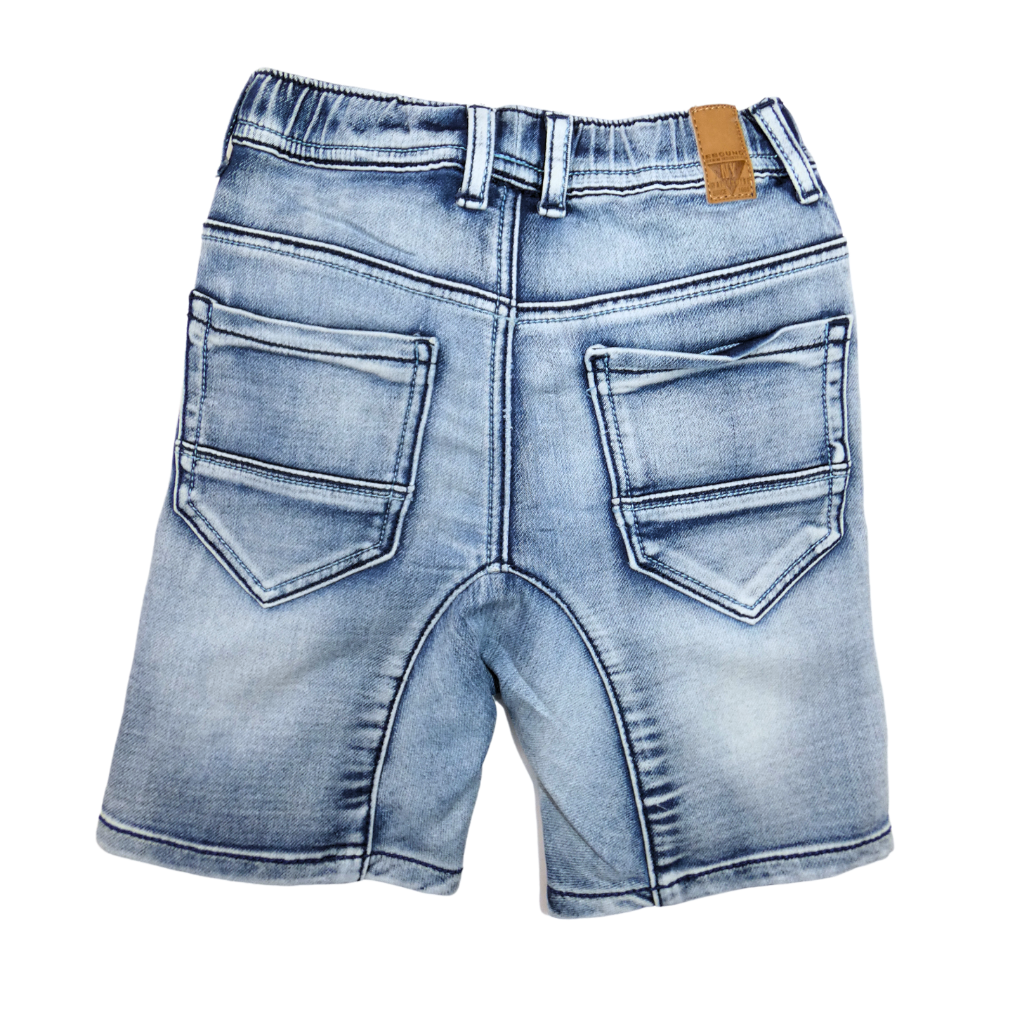 Short en denim indémodable